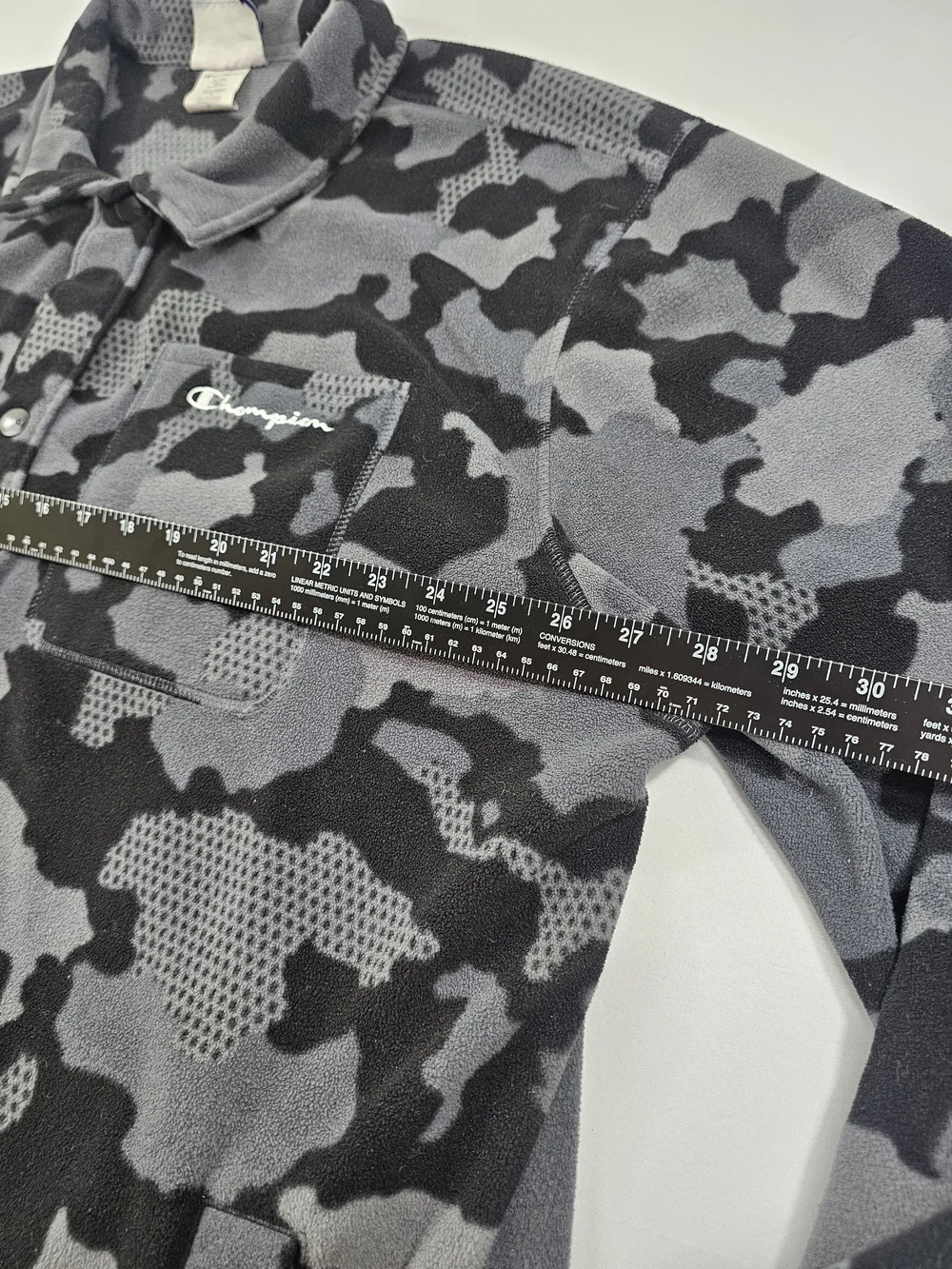 Champion Athleticwear Camo Fleece Jacket Men's 2XL Grey Black Snap Shacket Logo - Picture 3 of 7
